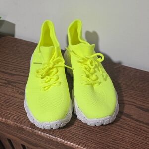 Sneaker Womens 8 Lime Green New